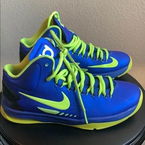 KD KIDS basketball shoes
